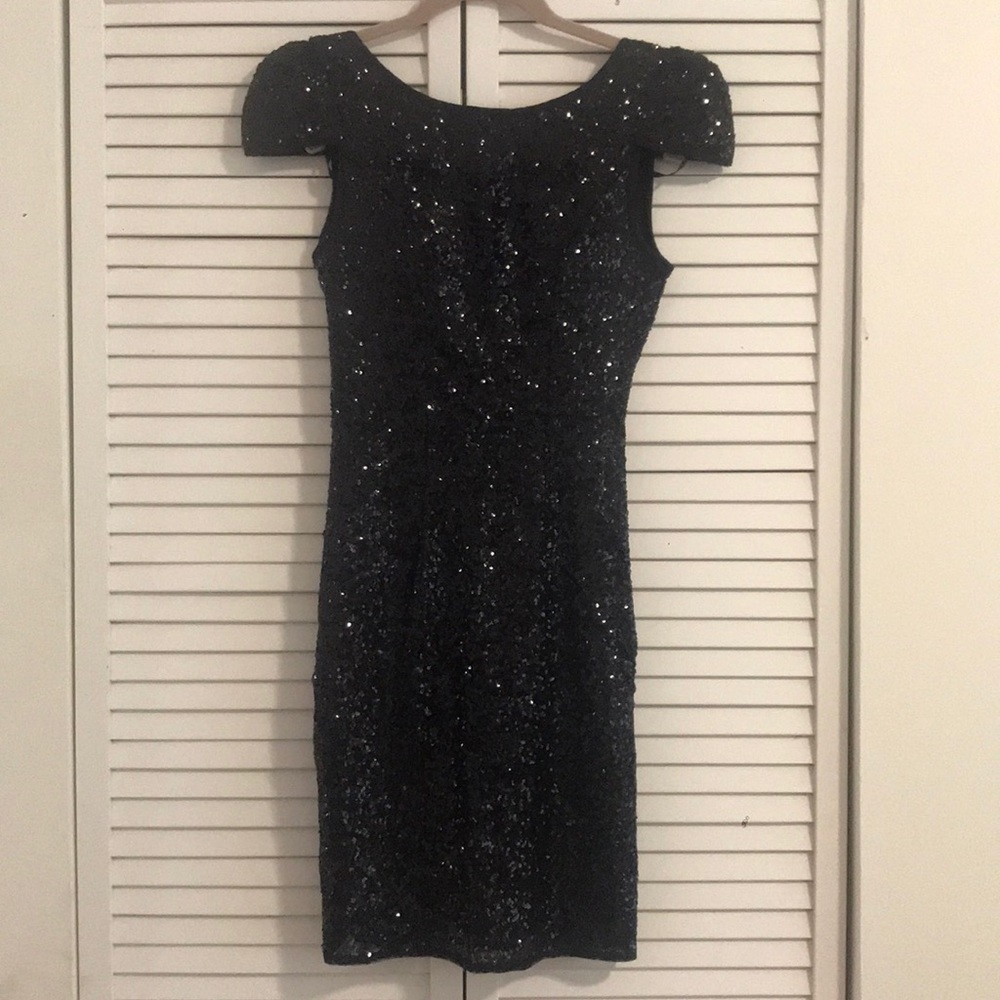 Black sparkly dress!